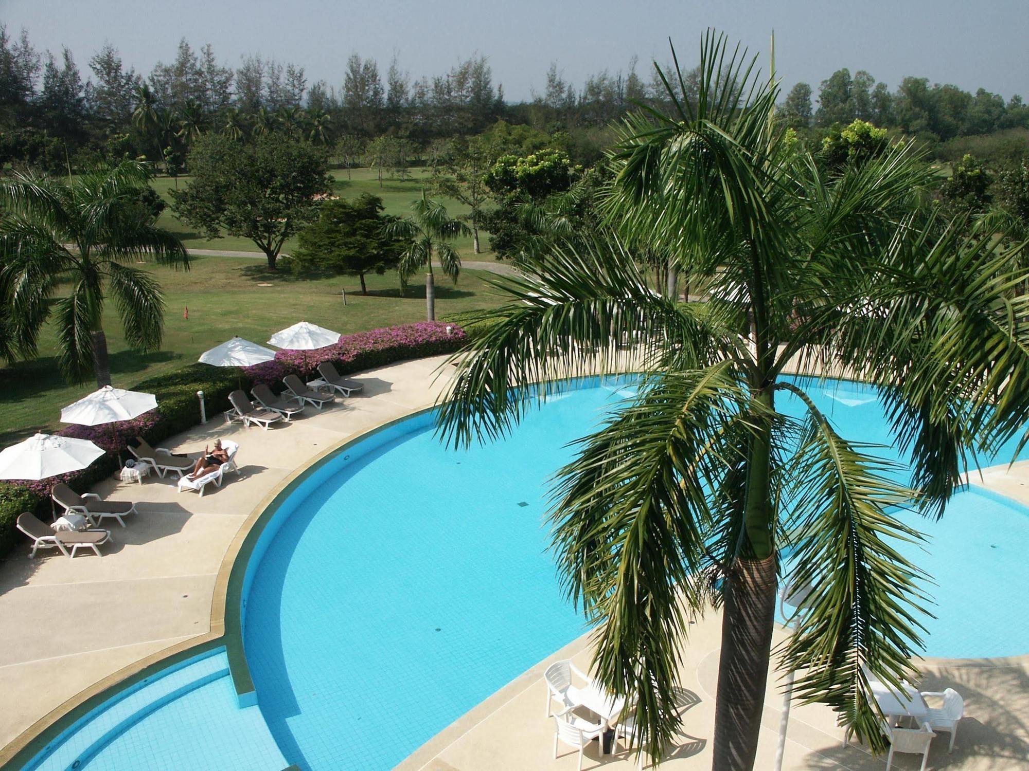 The Royal Chiang Mai Golf Resort Ban Mai  Exterior foto
